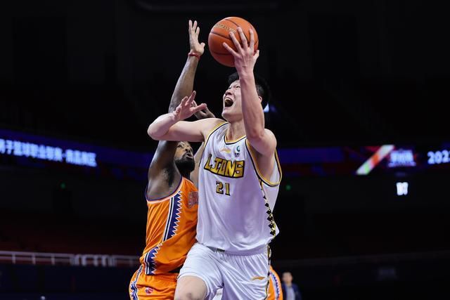 罗马在3-0击败谢里夫后，由于积分落后于布拉格斯拉维亚取得了小组第二名，这导致他们必须在2月份与一支欧冠小组第三的队伍进行附加赛。